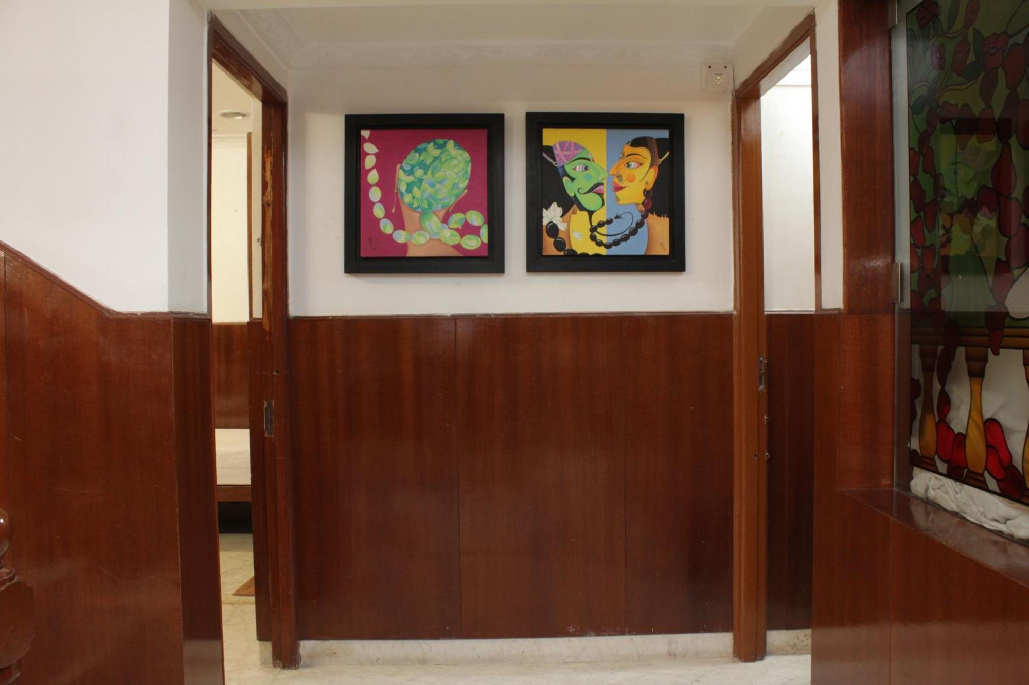 Bed and Breakfast Happy Planet Madrás Exterior foto