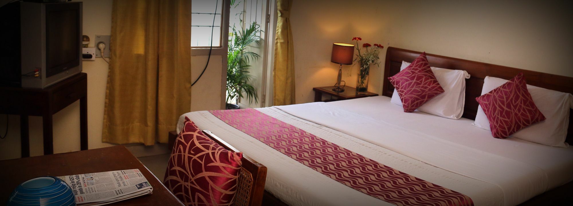 Bed and Breakfast Happy Planet Madrás Exterior foto